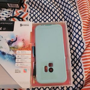 Samsung Galaxy s9 lifeproof case
